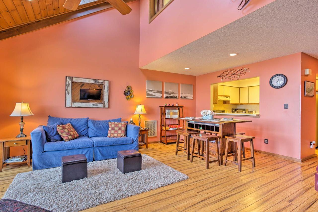 Pet-Friendly Beech Mountain Condo Steps To Slopes Luaran gambar