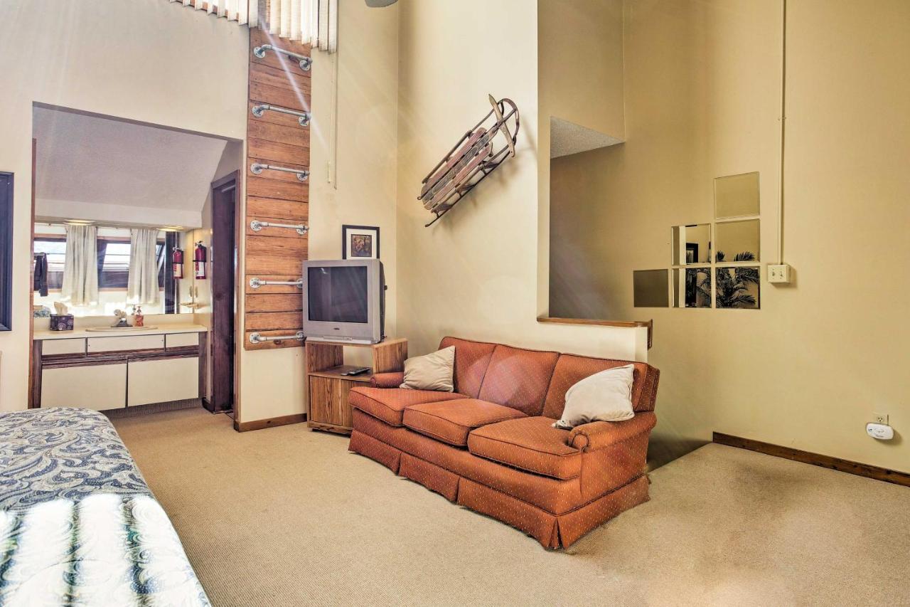 Pet-Friendly Beech Mountain Condo Steps To Slopes Luaran gambar