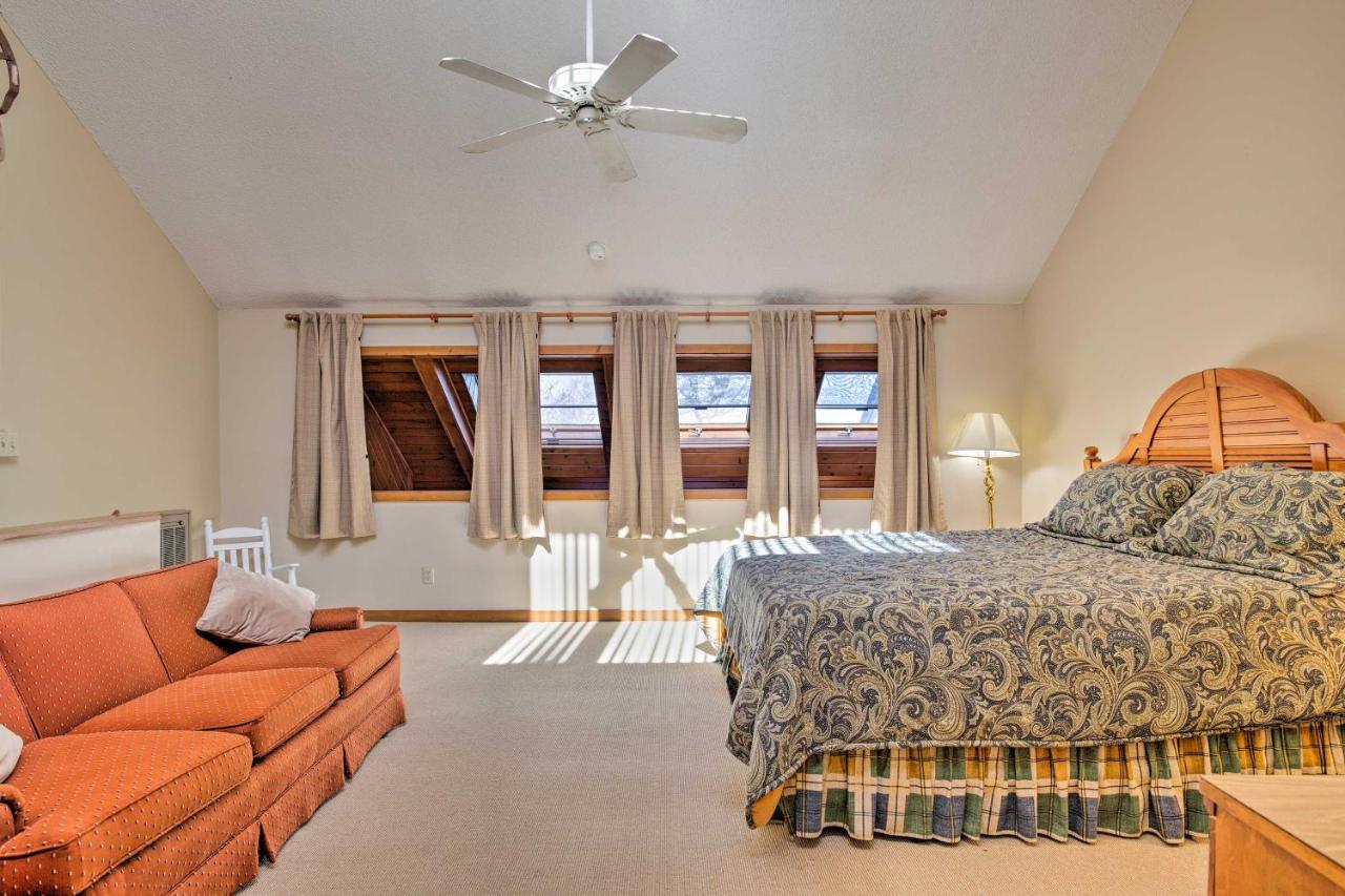 Pet-Friendly Beech Mountain Condo Steps To Slopes Luaran gambar
